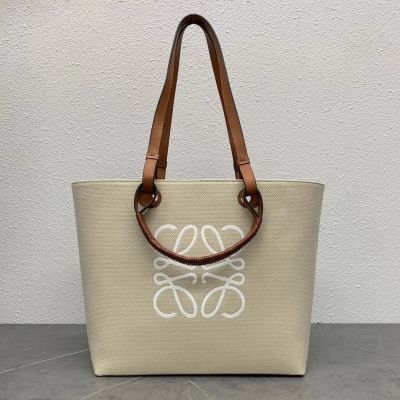 Loewe Anagram Medium Tote Bag In Jacquard and Calfskin LDBS244301	https://www.ldbbags.com/image/catalog/loewe/Loewe-Anagram-Medium-Tote-Bag-In-Jacquard-and-Calfskin-4258.jpg	https://www.ldbbags.com/loewe-anagram-medium-tote-bag-in-jacquard-and-calfskin-ldbs244301